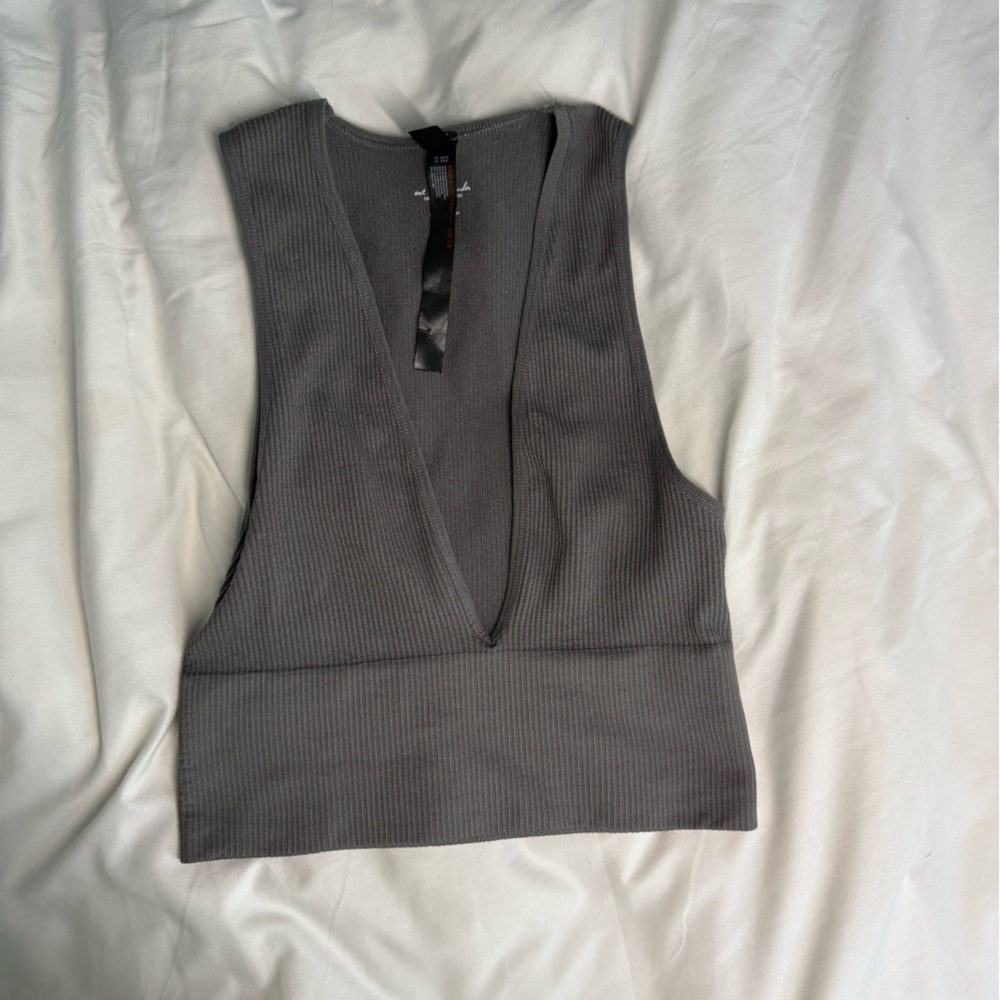 Womens S Grey Ribbed Y2K Urban Outfitters crop Top